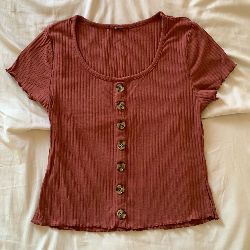 Casual Brown Blouse with Tortoise Shell Buttons and Lettuce-Trimmed Edges